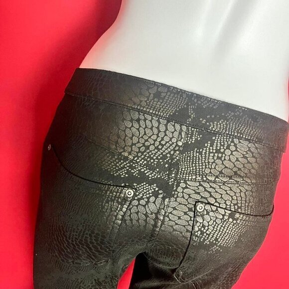 HUE / Low-rise metallic reptile print skinny jeans ๐ค๐โโโโโโโโ - Picture 4 of 4